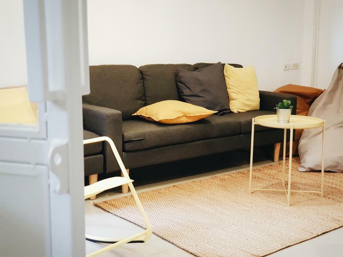 Lita Bangkok Hostel Екстериор снимка