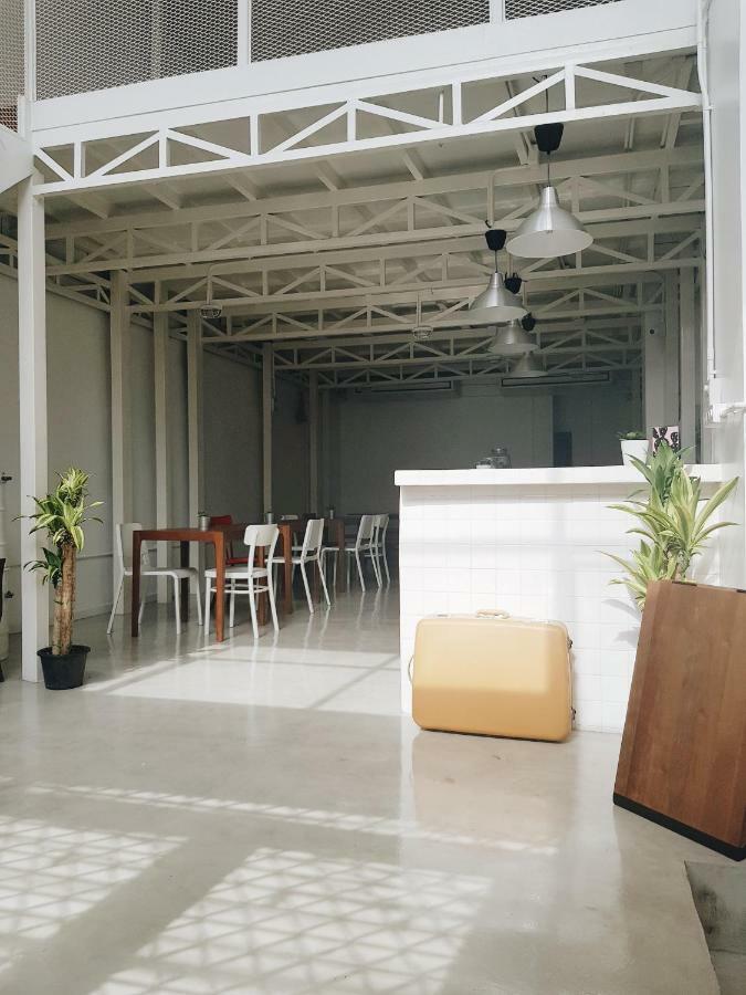 Lita Bangkok Hostel Екстериор снимка